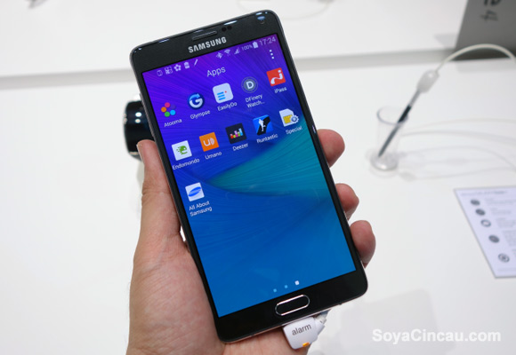 Hands-on: Samsung Galaxy Note 4 - SoyaCincau