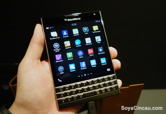 BlackBerry Passport officially launched in Malaysia - SoyaCincau