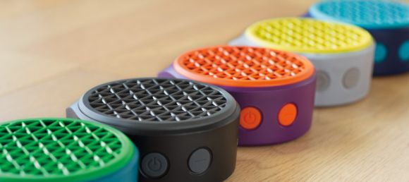 Logitech X50 Logitech X50 Wireless Speaker is small in size but big on sound ...