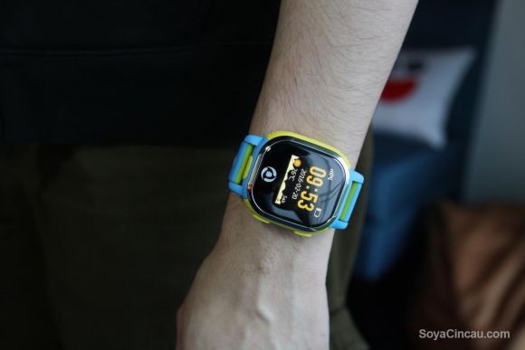 maxis kid smart watch
