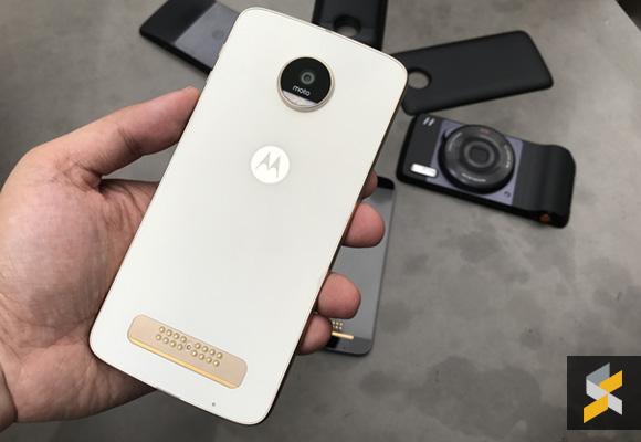 Moto Z Play is now going for less than RM1,400 in Malaysia - SoyaCincau