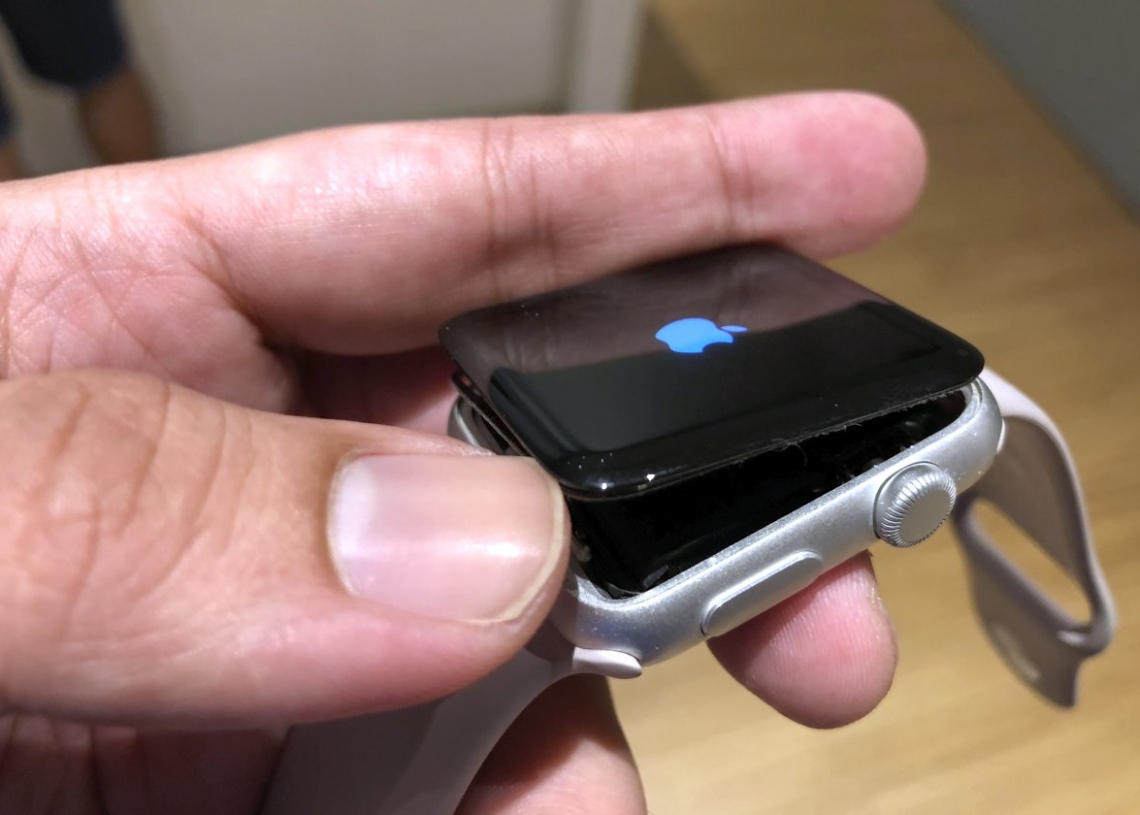 If your Apple Watch screen pops out like this, you could get it
