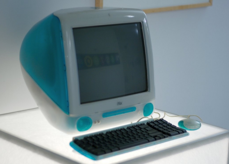 The iMac is now 20 years old - SoyaCincau