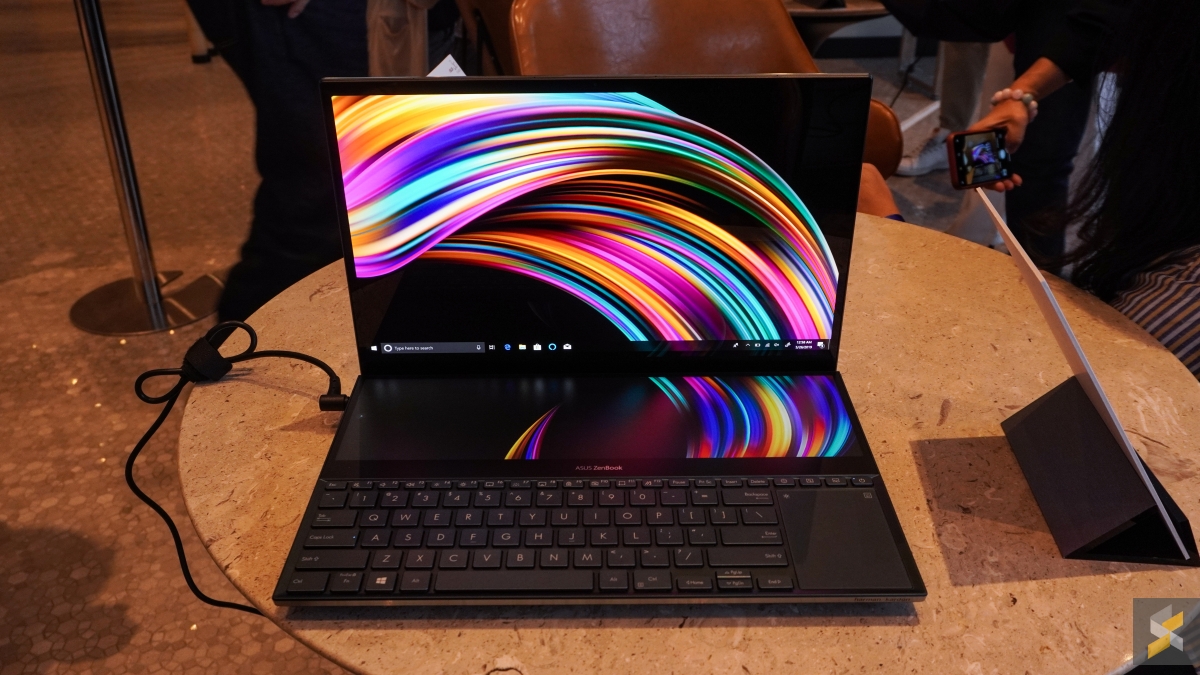 One laptop, two screens. Meet the Asus ZenBook Pro Duo - SoyaCincau