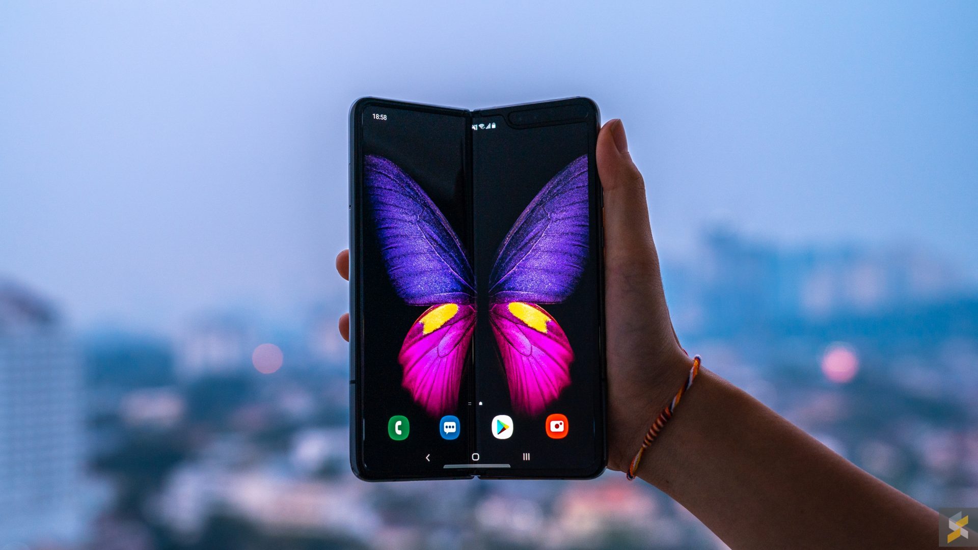 samsung galaxy fold wala mobile