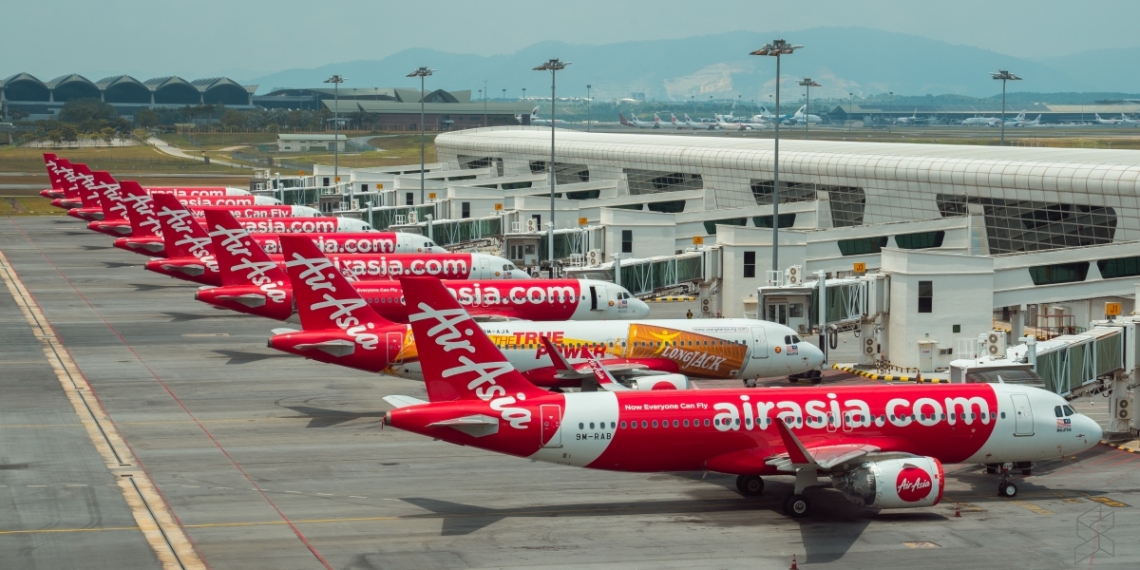 AirAsia Handcarry luggage must be stored under the seat to minimise