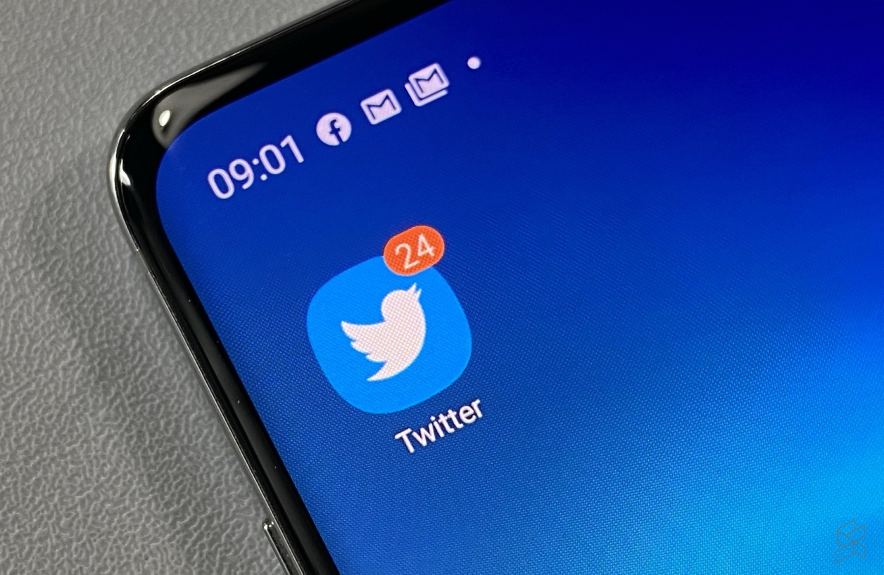 Twitter Lets Users Apply For Verified Accounts