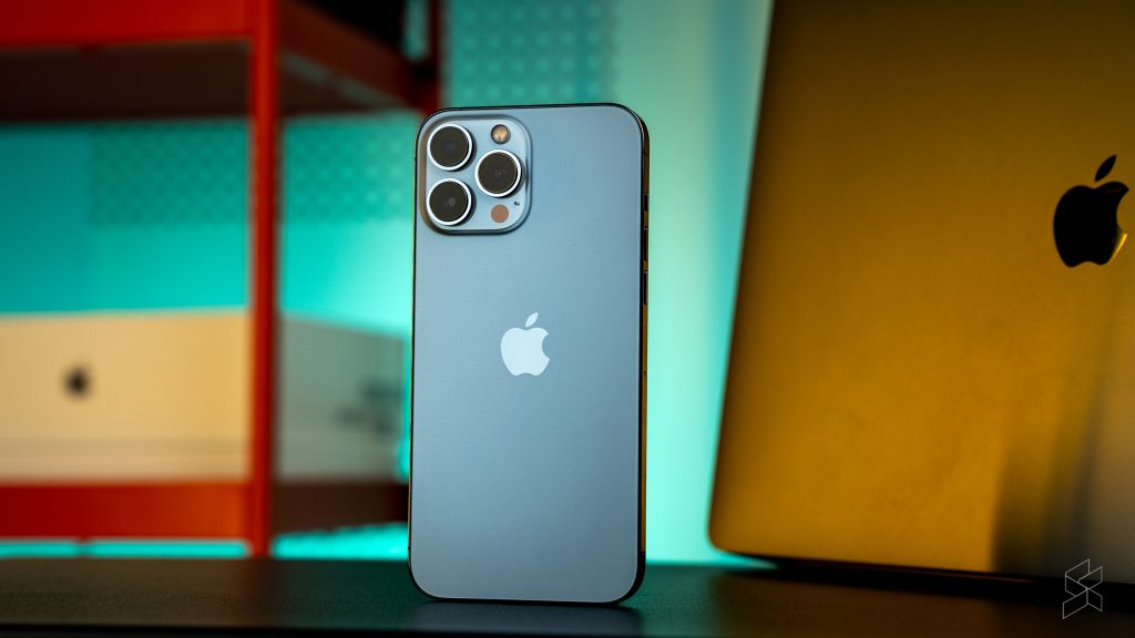 iPhone 13 Pro Max Review: Still good in 2022?