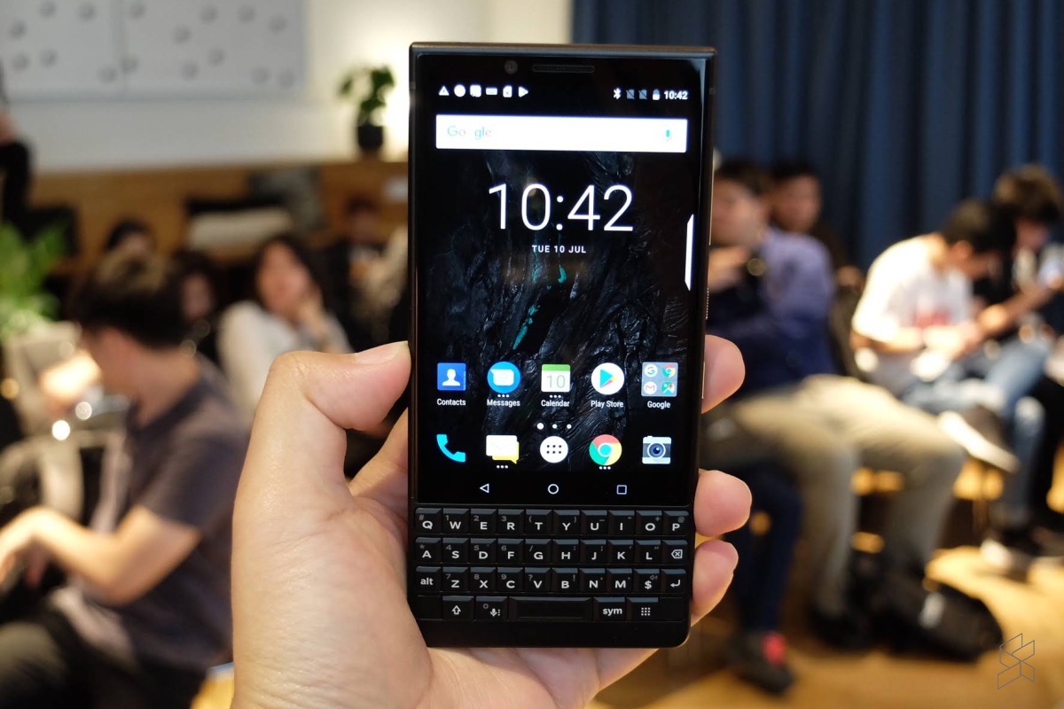 New BlackBerry phones with 5G coming in 2022, but does anyone still care?