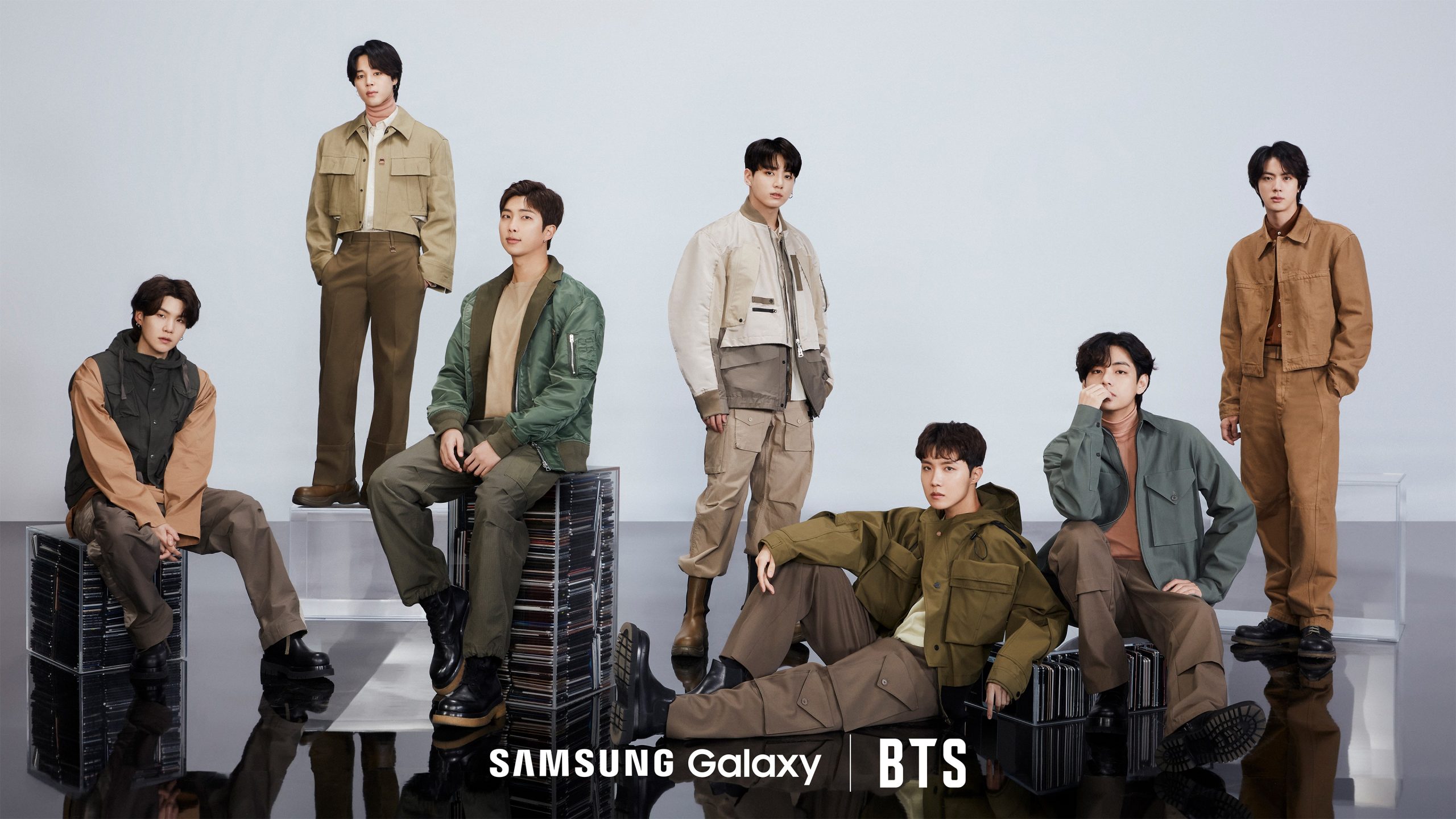 Samsung Unveils New HD Photos Of BTS Along With Galaxy S22 Ultra