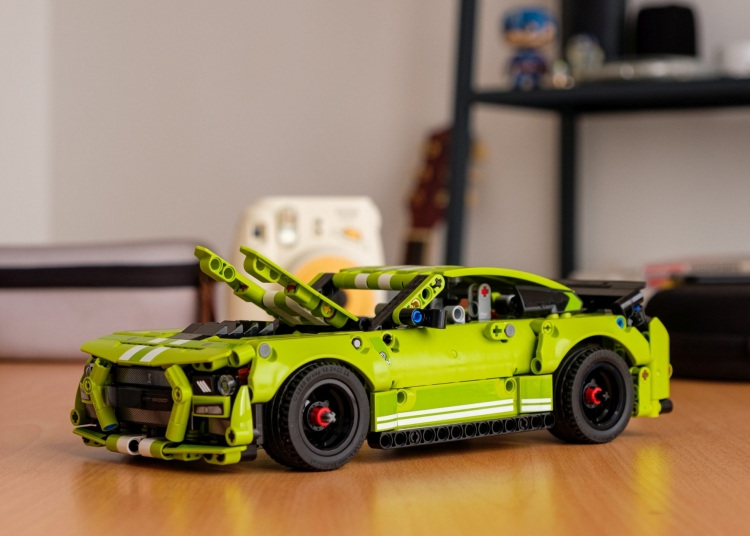 Lego technic ford mustang