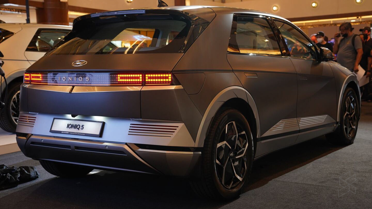 Hyundai Ioniq 5 launched in Malaysia with three variants, priced from ...