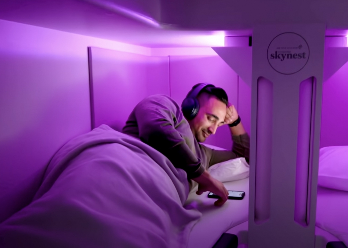 Air New Zealand bunk beds SoyaCincau
