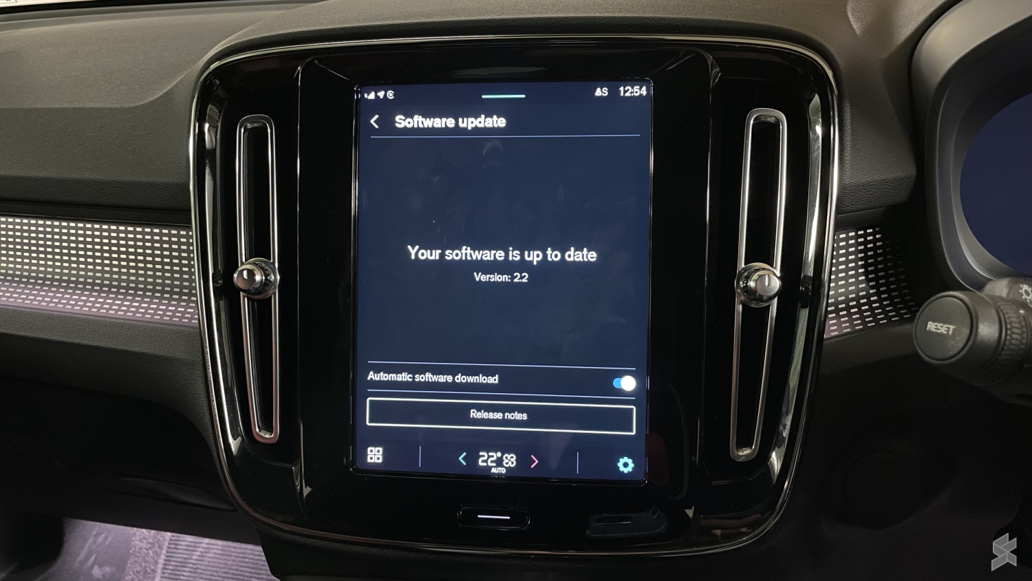 Volvo XC40 Recharge Pure Electric now supports Apple CarPlay in