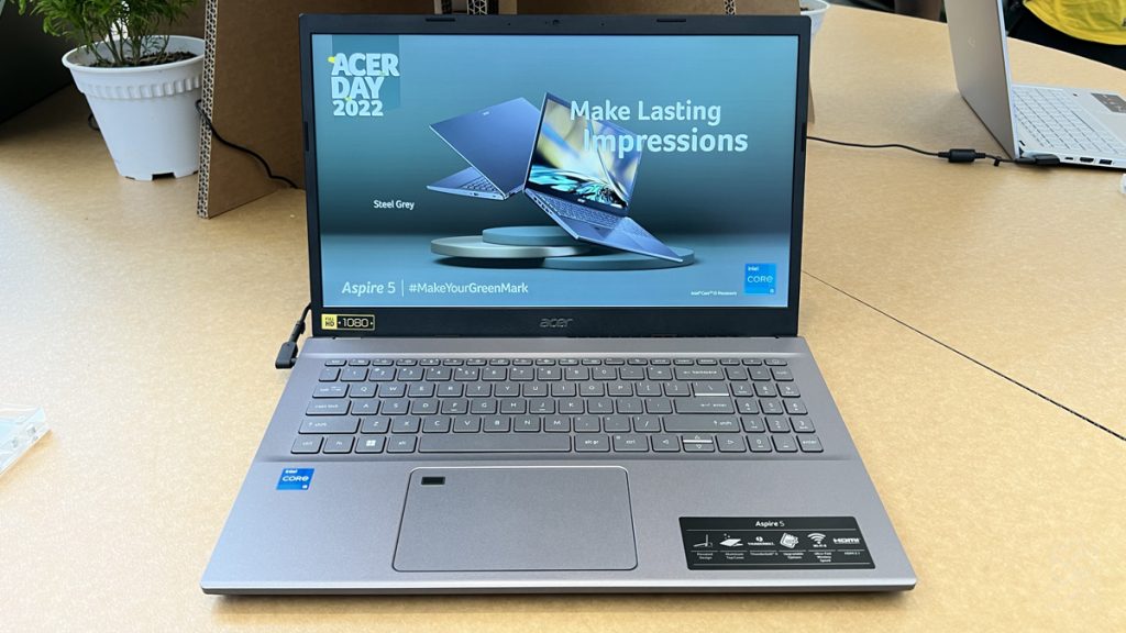Here are the best laptops to get in Malaysia under RM3,000 (Oct 2022 ...