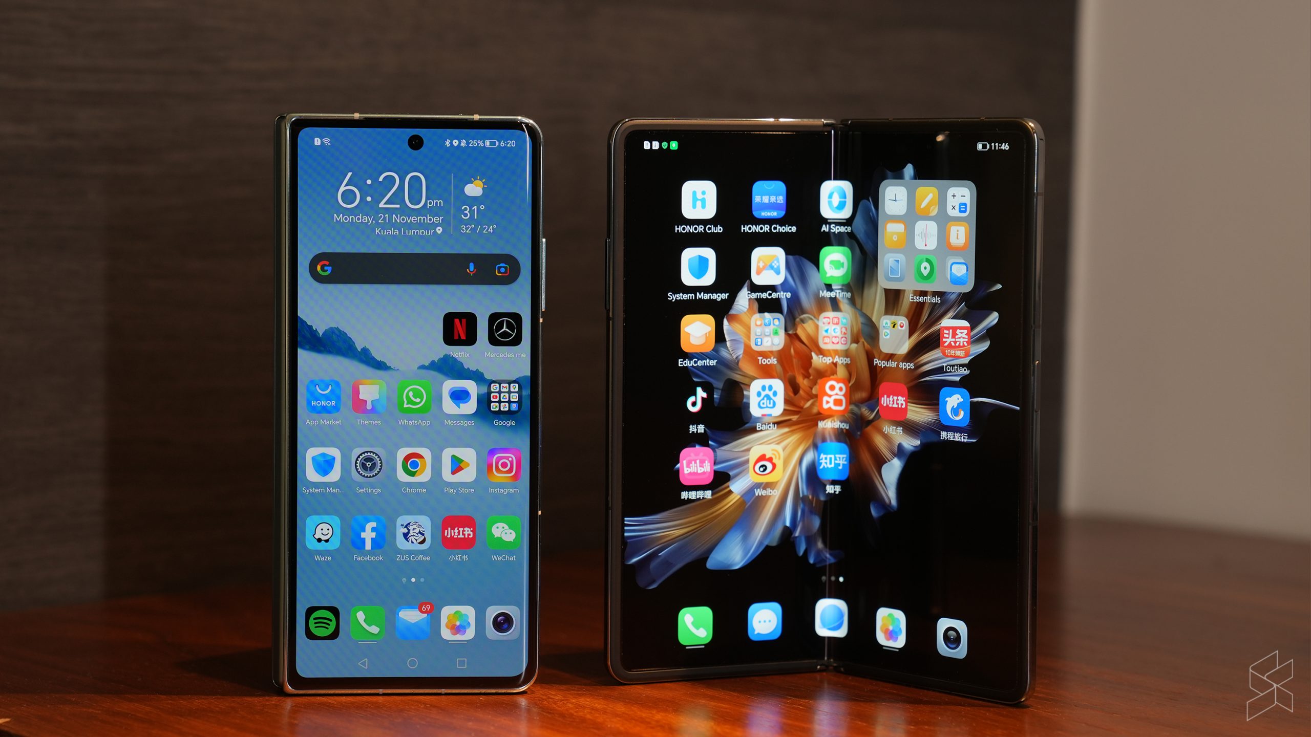 Honor Magic Vs hands-on: Honor's second—and better—attempt at