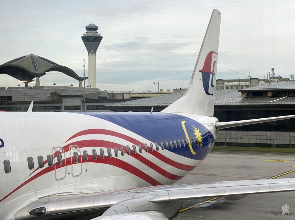 从 2023 年 7 月 1 日起，马来西亚航空乘客不再需要在起飞和降落时关闭设备