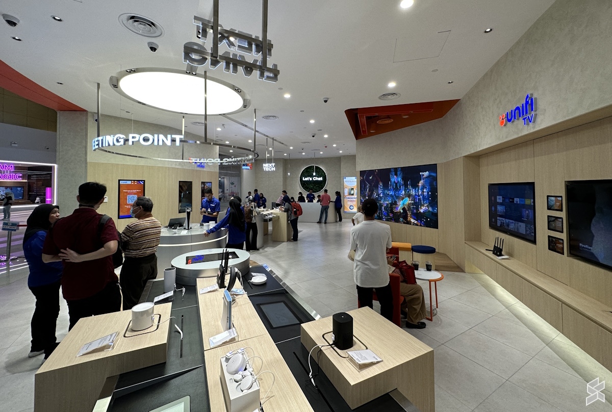 Firstever Unifi Store opens in IOI City Mall Putrajaya Here is your
