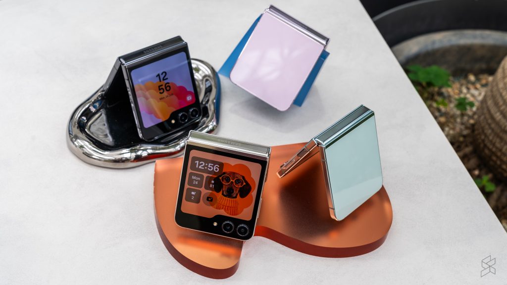 Samsung Galaxy Z Flip 5: Finally, a larger cover display and no more 'thigh gap' - Vimarsana News