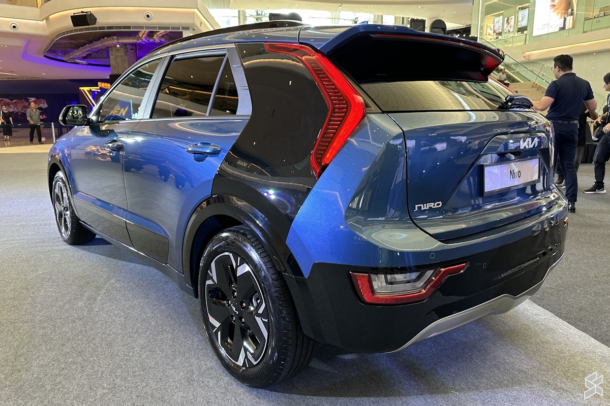 Kia Niro EV: Is this RM256K electric SUV worth it? | Let's Talk About ...