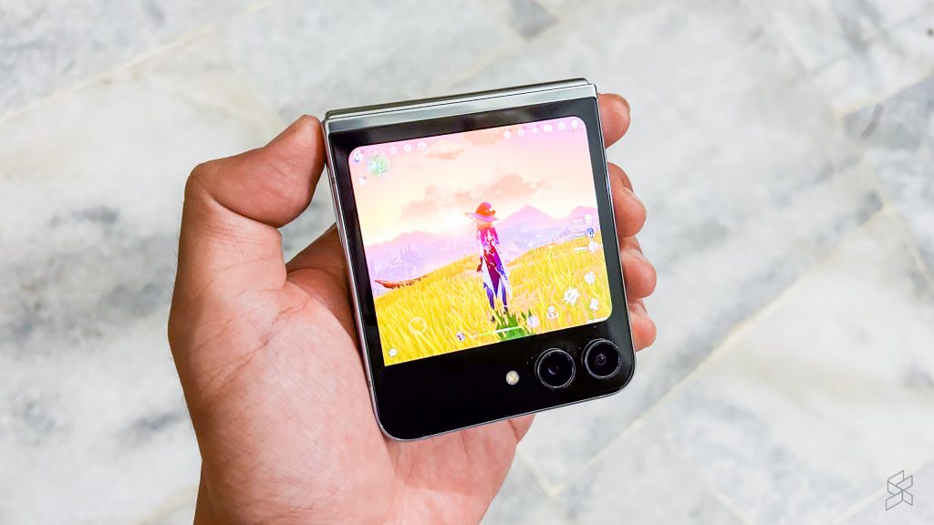 Yes, you can play Genshin Impact on the Samsung Galaxy Z Flip 5's 3.4" cover screen - Vimarsana News