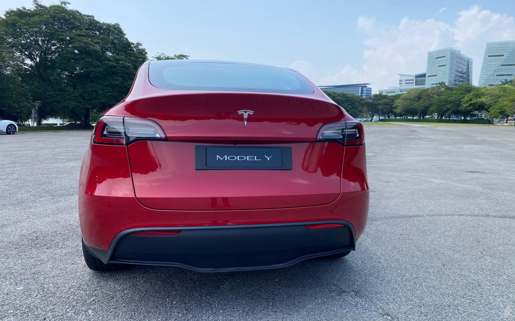 Tesla Model Y RWD Malaysia First Drive: Space And Tech Above All Else ...