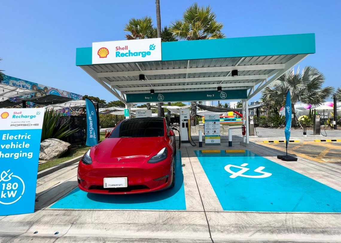 Shell Recharge Signage ParkEasy users can now activate Shell Recharge DC fast chargers in ...