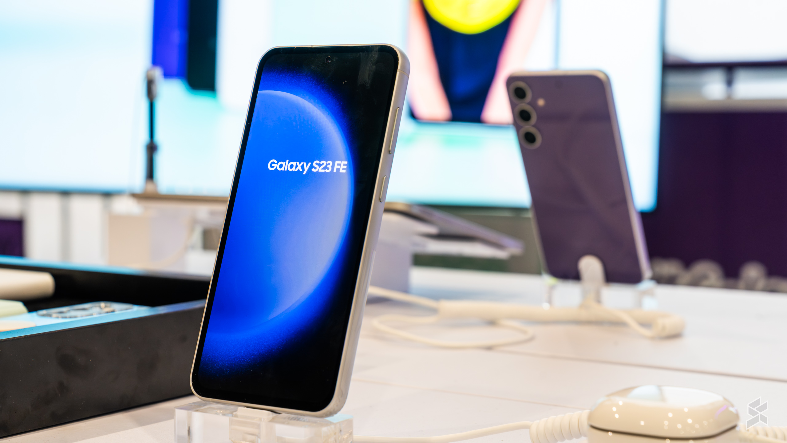 Samsung Galaxy S23 FE Malaysia hands-on: What's in a name? - SoyaCincau