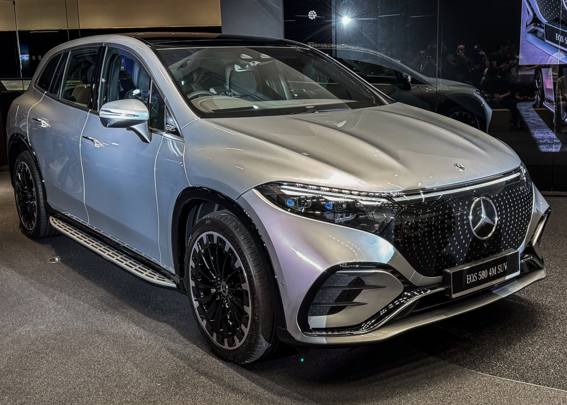 Mercedes-Benz EQS SUV Malaysia: 7-seater electric SUV with 536hp and up ...