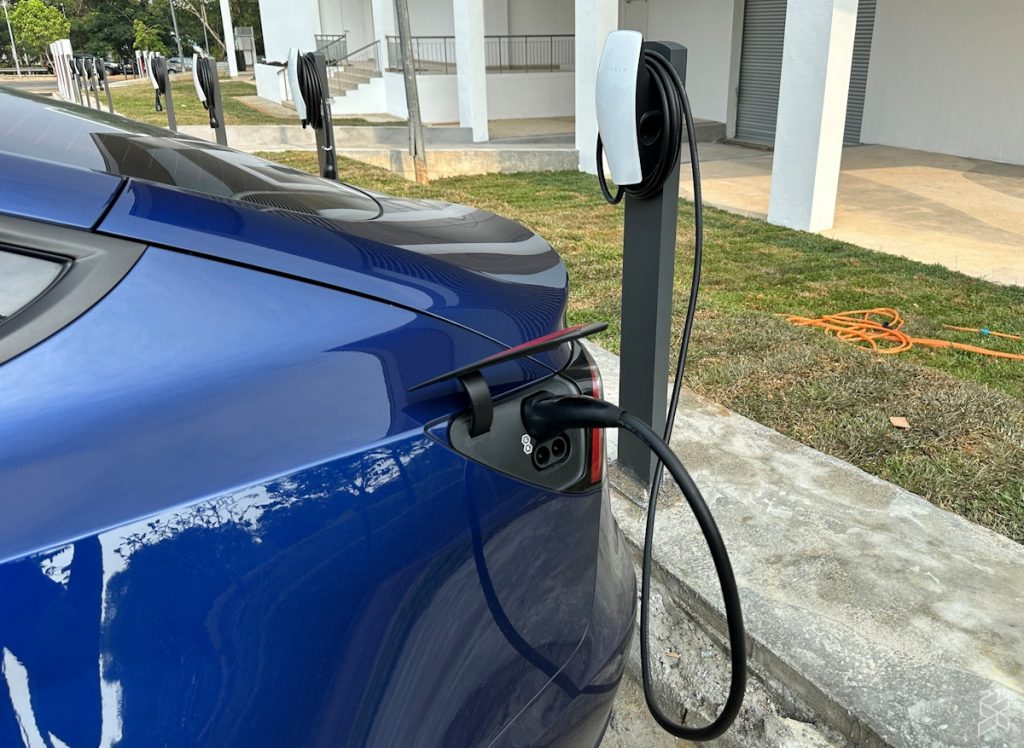 Tesla Destination Charger uses the standard Wall Connector that supports up to 22kW