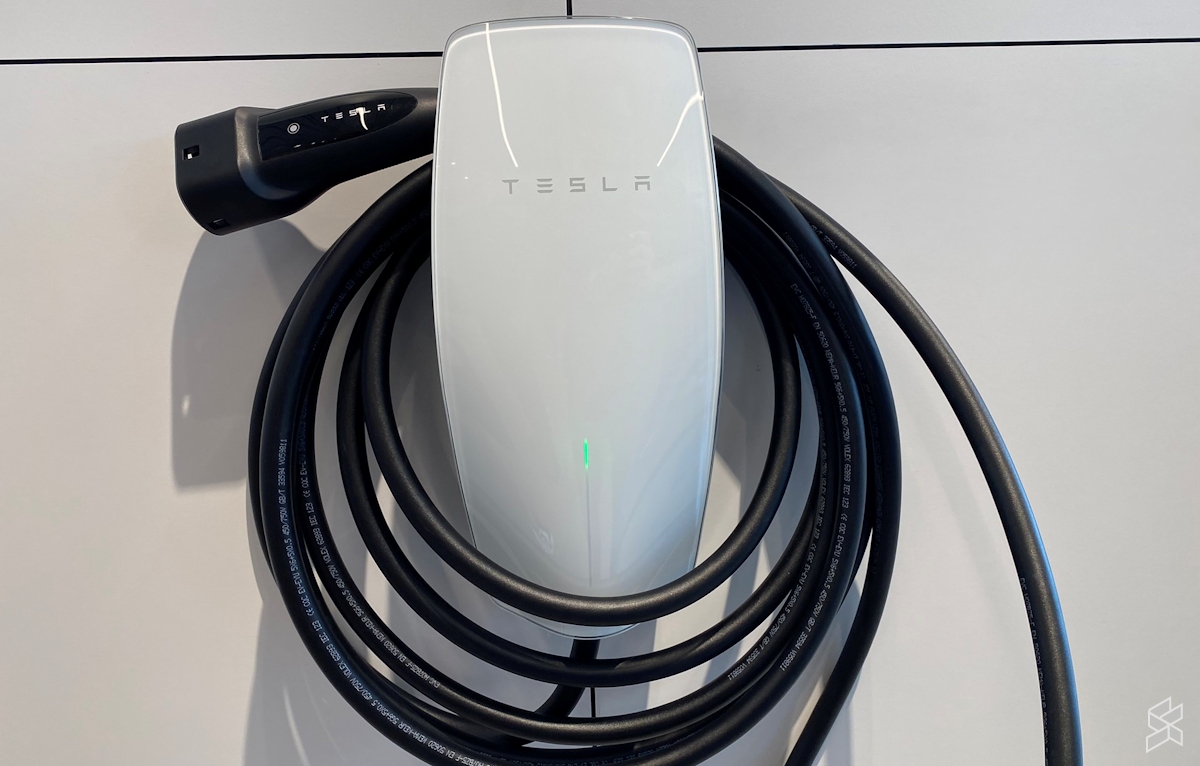 TEST: Tesla Wall Connector 3 