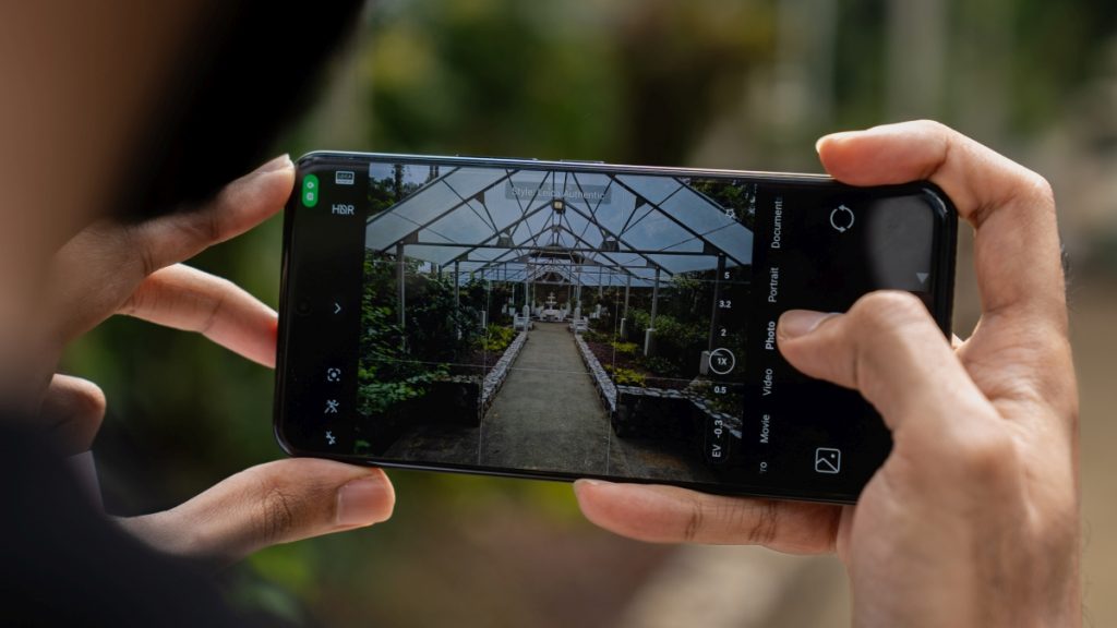 Think your phone has superb cameras? See the Xiaomi 14 Ultra