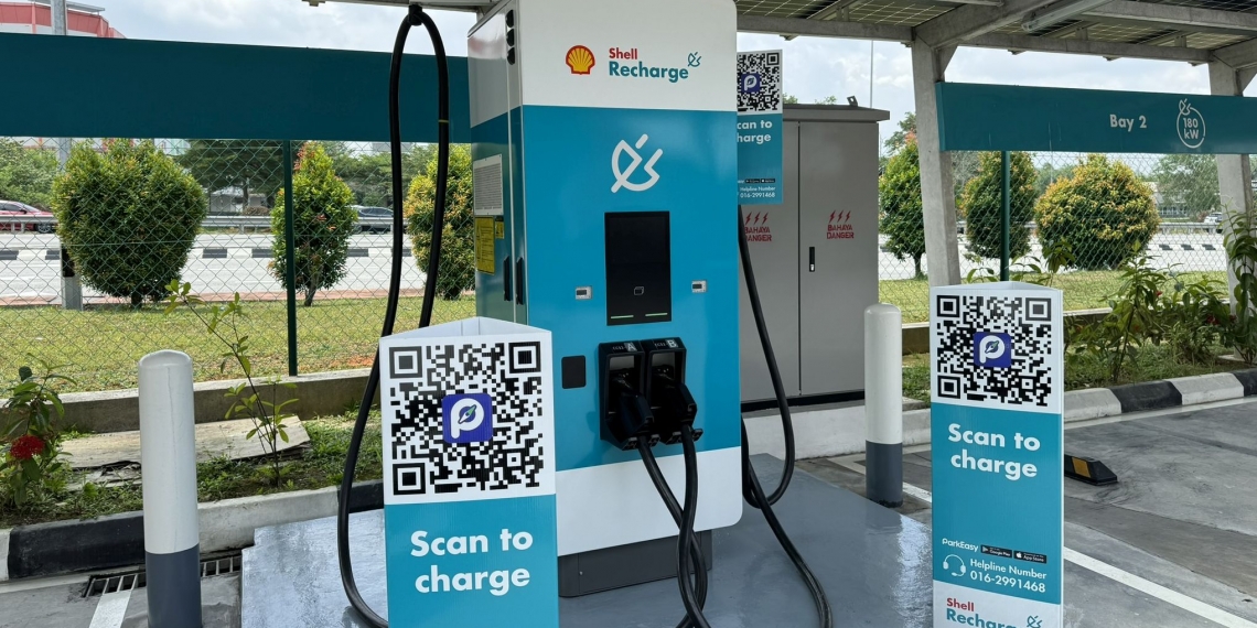 Shell Recharge 180kW DC Charger at Shell LDP Puchong South