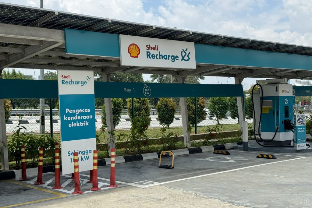 Shell Recharge 180kW DC Charger at Shell LDP Puchong South