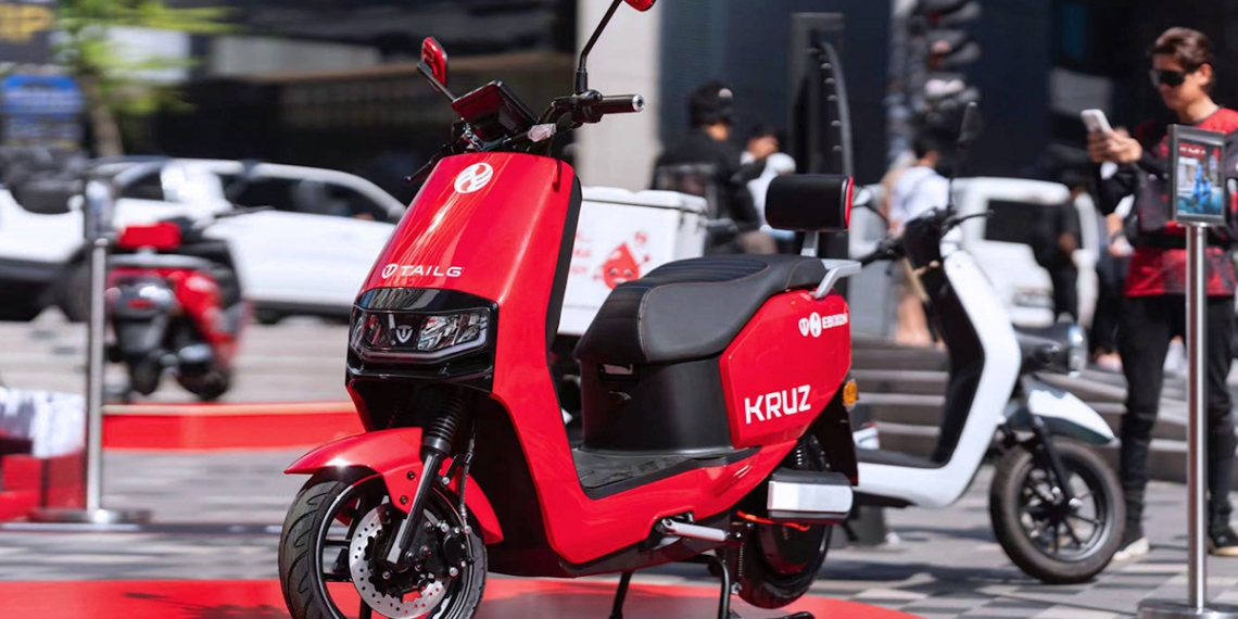 Government Incentives EV Motorcycle Purchase - Can-Am On-Road