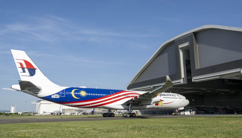 Malaysia Airlines first Airbus A330neo completes paint job