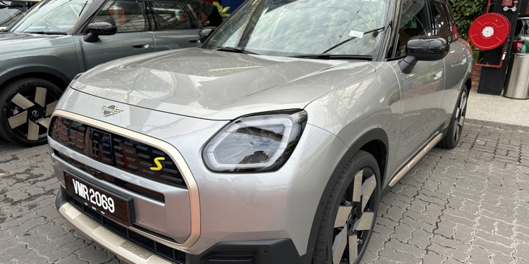 Mini Countryman SE All4 Malaysia