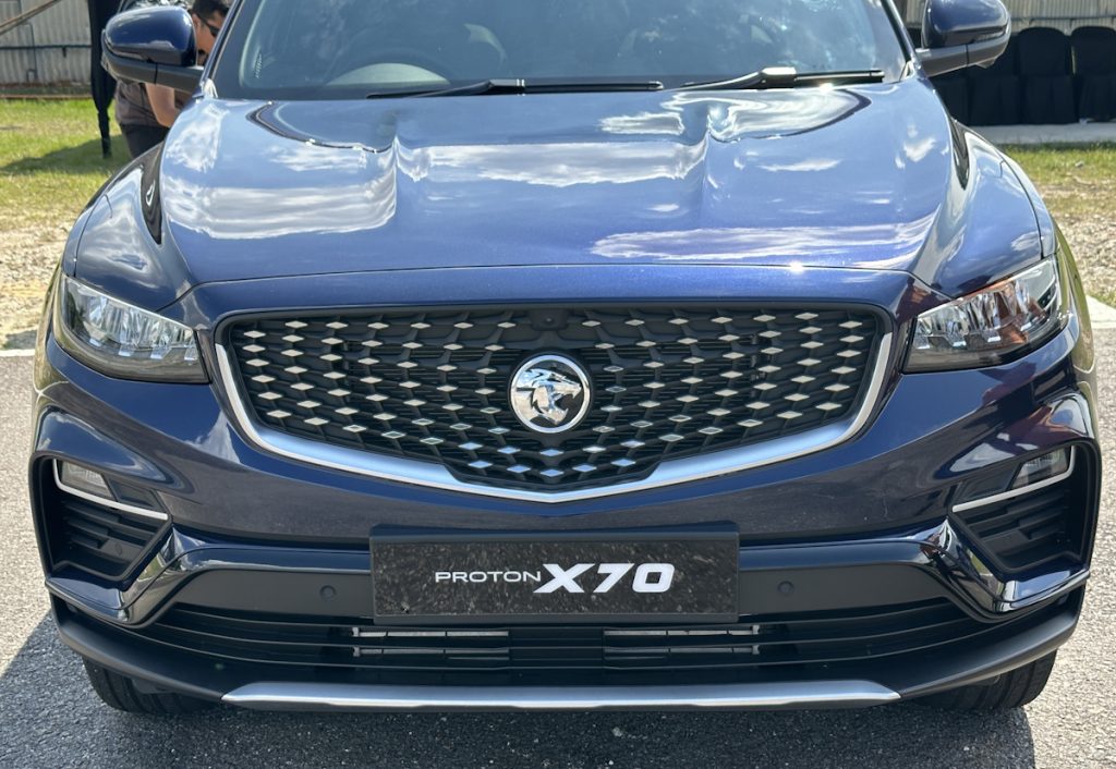 2025 Proton X70 Preview - SoyaCincau