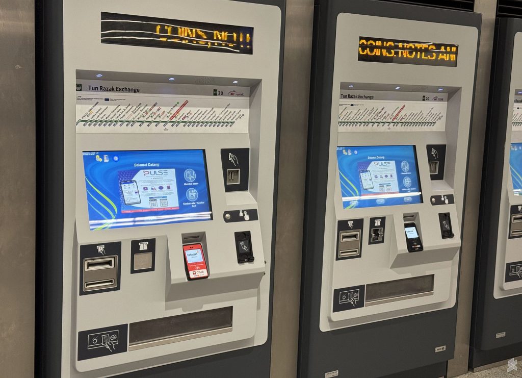 Credit Card terminals for token vending machines now deployed at all MRT Kajang Line stations