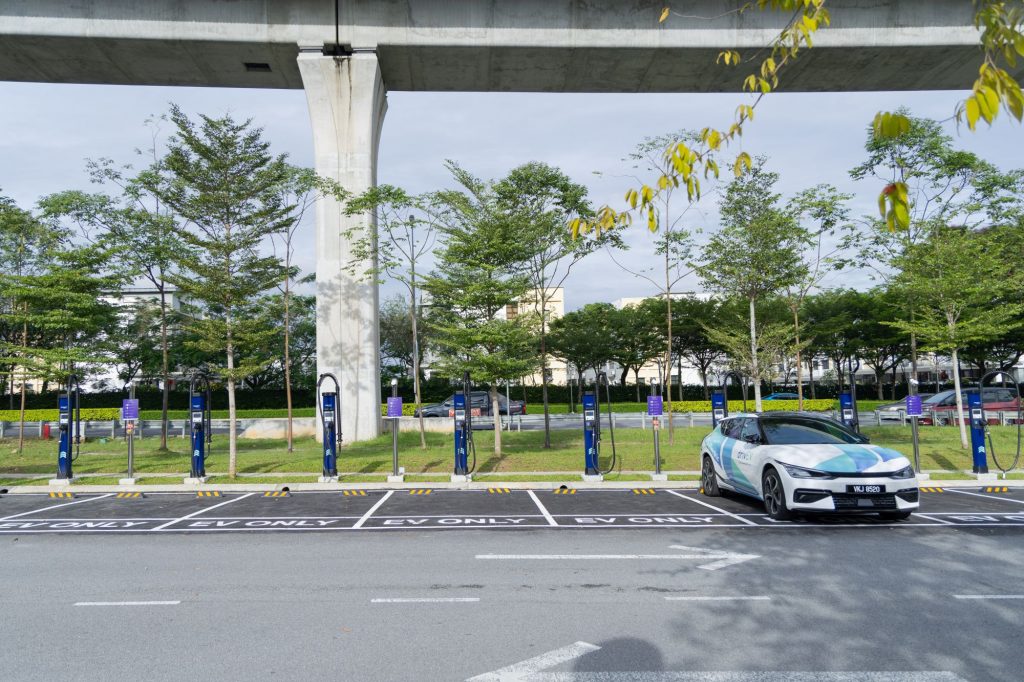 ChargEV deploys 8x DC charge points at Sierra Fresco in Bandar 16 Sierra