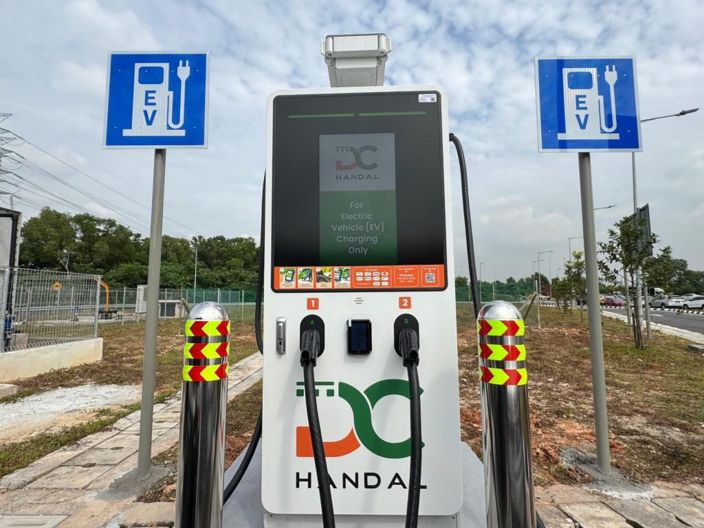 DC Handal deploys 240kW DC Charger at WCE SAE Toll Plaza