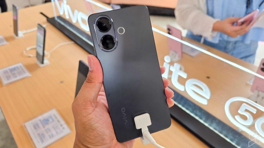 vivo V60 Lite 5G launched in Malaysia, priced from RM1,399 5 250910 vivo v60 lite 5g malaysia 7