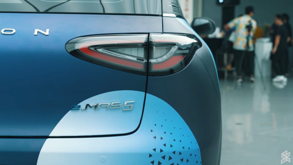 Here's the Most Convenient Way to Recharge Your EV in Malaysia 2 251006 Cucuk Proton e.MAS 5 home charging 7