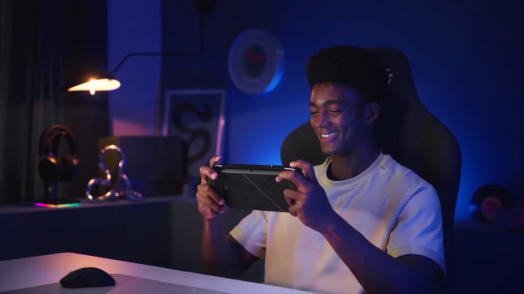 Which offers better portable gaming value on paper? 10 251010 ROG Xbox Ally vs PlayStation Portal 9