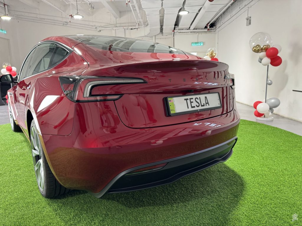 251023 tesla model 3 Long Range RWD malaysia 04