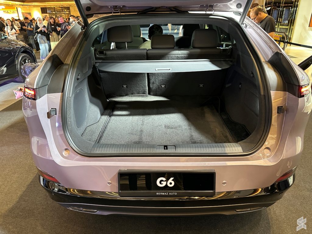 XPeng G6 FL now in Malaysia: Tweaked design, new AWD option, LFP battery, up to 525km range, starts at RM179k 11 XPeng G6 FL Malaysia