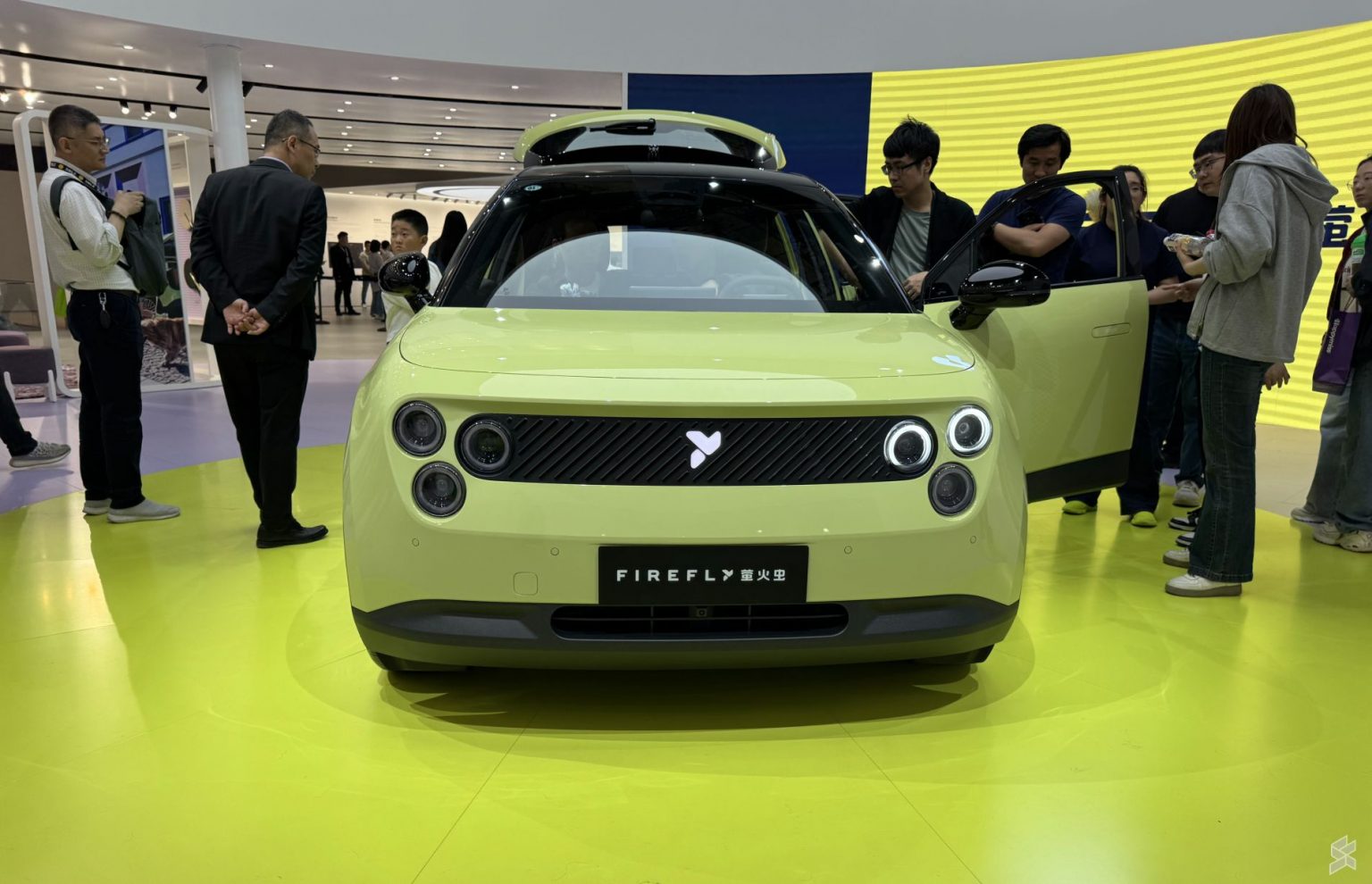 Firefly EV arrives in Singapore, Nio's first RHD market