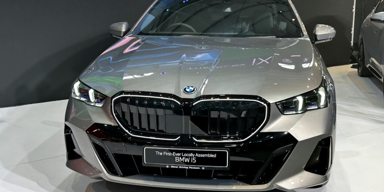 BMW i5 eDrive20 M Sport Pro CKD Malaysia