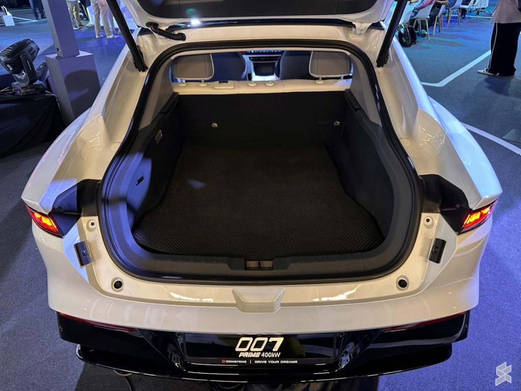 Dongfeng 007 Malaysia Launch