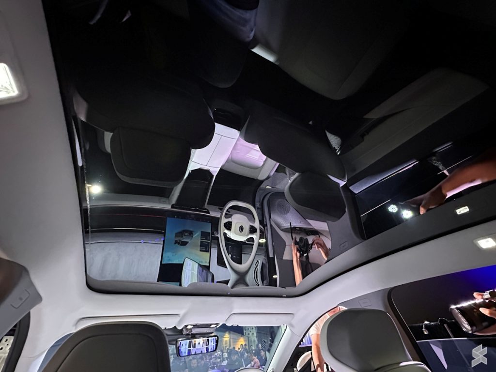 Dongfeng 007 Malaysia Launch